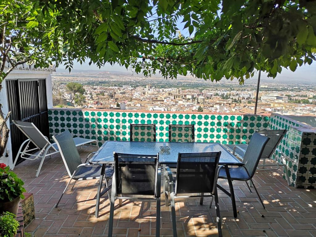 Gallery image of this property