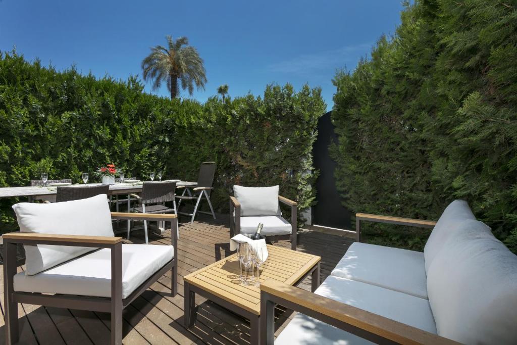 Gallery image of this property