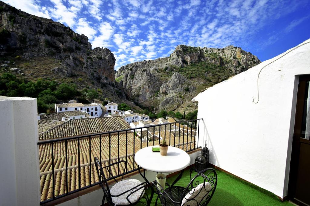 Gallery image of this property