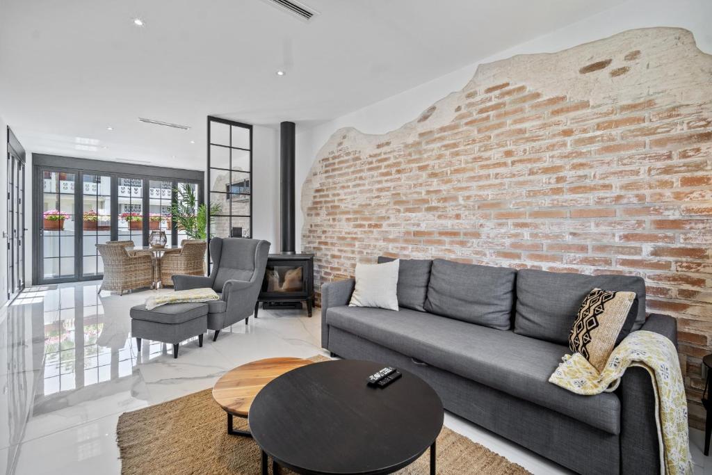 Gallery image of this property