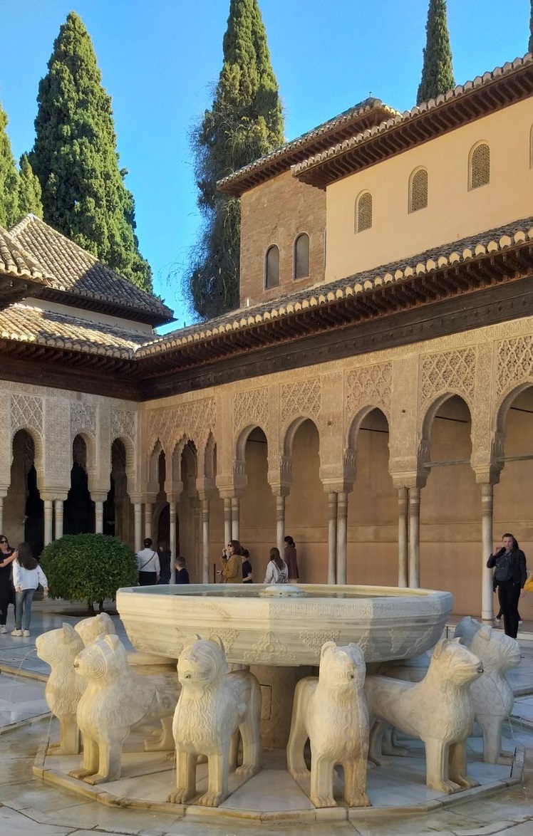 The Lion patio, Nasrid Palace, La Alhambra