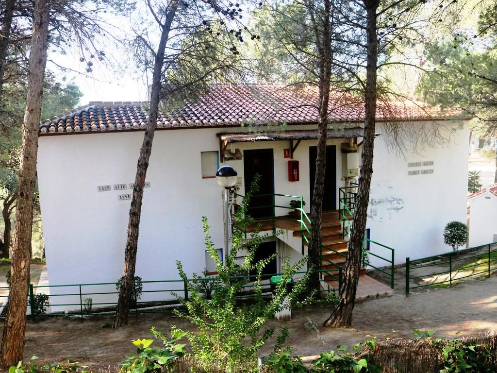 Cottage For 2-4 Persons In A Pine Forest Directly By The Lake And The King’s Little Pathway; The Caminito Del Rey