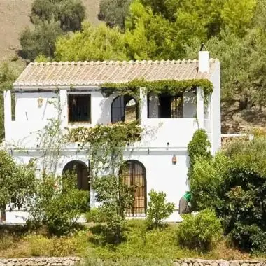 Lovely Cottage With Sea Views For 2-4 P.