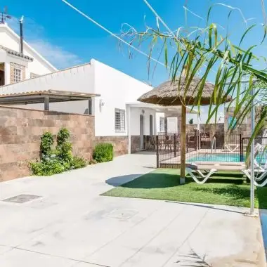 Pool-Villa Near The Atlantic Coast