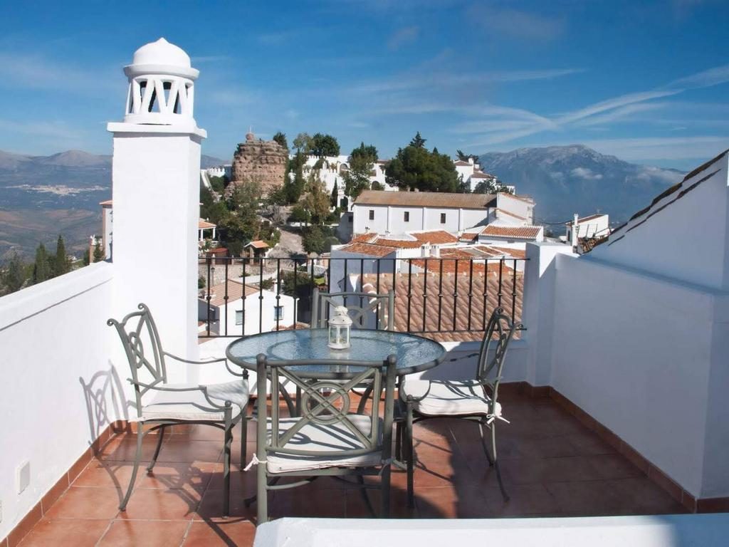 Fantastic village house in the super-beautiful white village of Comares